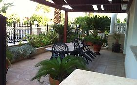 Valentinos House